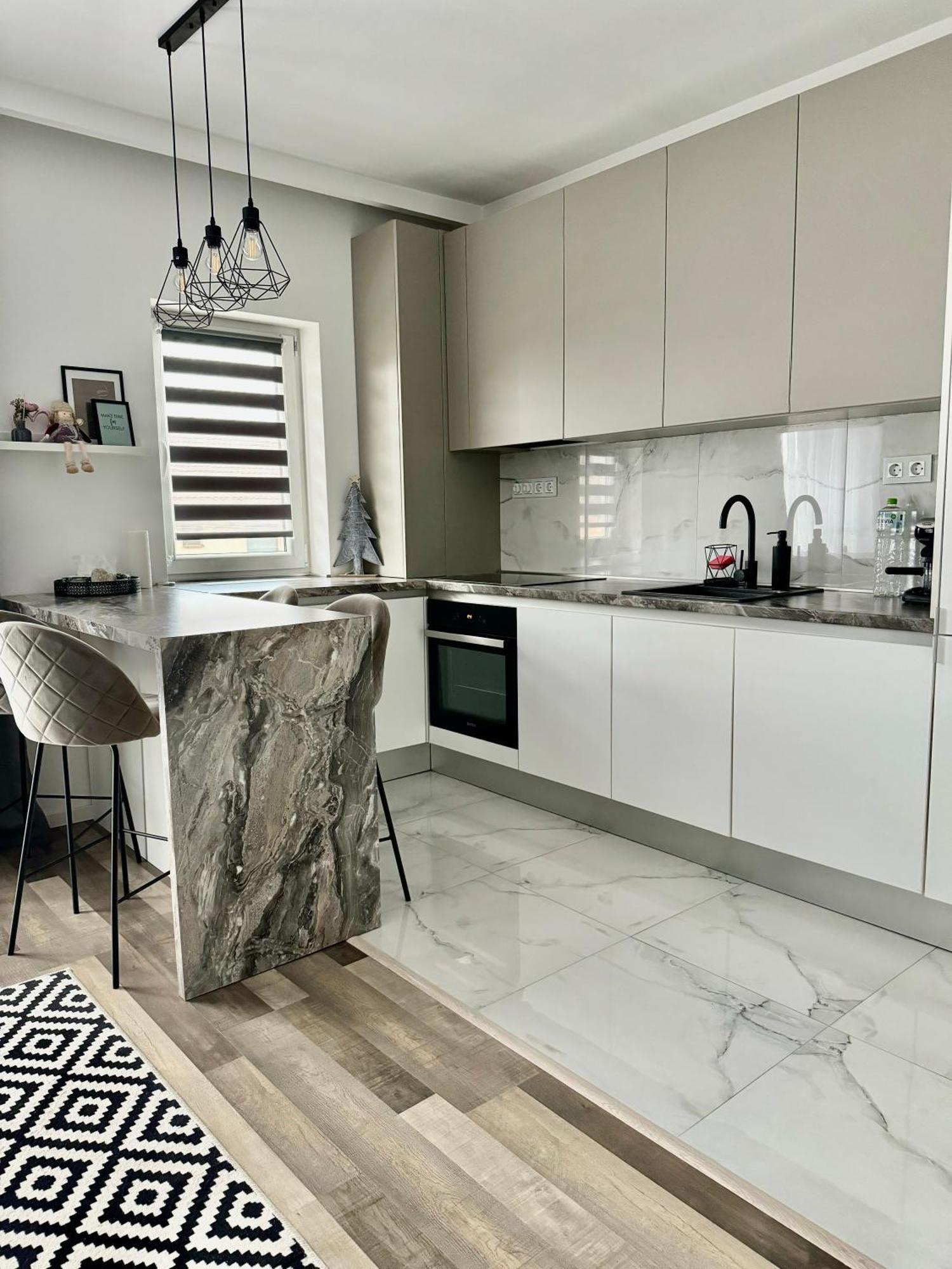 Velvet Studio Târgu-Mureş Zewnętrze zdjęcie